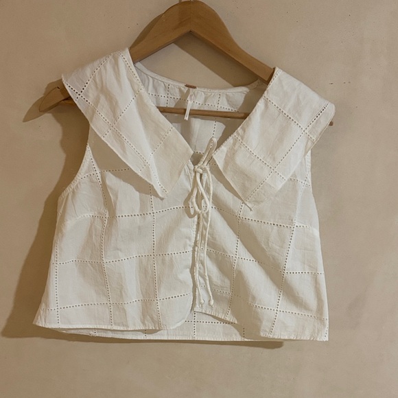 Free People Tops - Free People White Eyelet Tie-Front Cropped Blouse